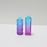 Nouveauté 10ml verre de couleur dégradé personnalisé pour bouteilles à billes bouteilles de pulvérisation à bouchon à vis pour crème de soin de la peau nettoyant pour le visage C