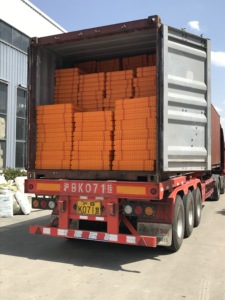 Caisse <span class=keywords><strong>de</strong></span> <span class=keywords><strong>transport</strong></span> pour poulet en plastique orange 37,4\"x21,5\"x10,5\" État neuf <span class=keywords><strong>Cage</strong></span> pour animaux vivants - Product Image 6