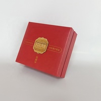 Fabricant chinois logo personnalisé marque rigide rouge petite boîte cadeau pour pochette souvenir trophée emblème pièce boîte d'emballage