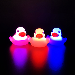 Nhấp nháy cao su Vịt Tắm nước đồ chơi kích hoạt LED nhấp nháy đèn vịt - Product Image 5