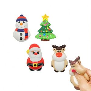 Jouets de Noël populaires 2023 : Adorable jouet anti-stress en PU souple Père Noël pour enfants, idéal pour les fournitures de fête - Product Image 1