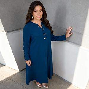 Robe Abaya élégante à manches longues en polyester de couleur unie pour femmes musulmanes avec design personnalisé Fournisseur en gros - Product Image 3