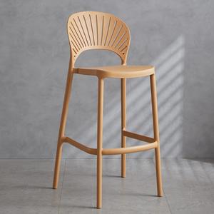 Meubles d'extérieur modernes, chaises hautes, coque en <span class=keywords><strong>plastique</strong></span>, <span class=keywords><strong>tabouret</strong></span> <span class=keywords><strong>de</strong></span> <span class=keywords><strong>bar</strong></span>, chaises hautes <span class=keywords><strong>de</strong></span> restaurant d'extérieur pour comptoir <span class=keywords><strong>de</strong></span> <span class=keywords><strong>bar</strong></span> - Product Image 1