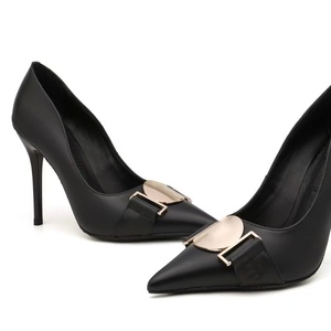 Zapatos de Vestir Formales de Novia de Cuero de Alta Calidad, Talla Grande, con Hebilla, Punta Puntiaguda, Tacones Finos de 7 cm, Impermeables - Product Image 5