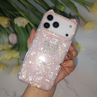 Coque de téléphone mignonne et féminine avec papillon 3D et nœud, strass scintillants, protection d'appareil photo pour iPhone 17 Pro Max 16 15 14 13 12 11