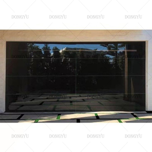 Porte de <span class=keywords><strong>garage</strong></span> sectionnelle automatique à commande électrique à télécommande, en alliage d'aluminium givré transparent personnalisé, type mode, à vue complète - Product Image 1