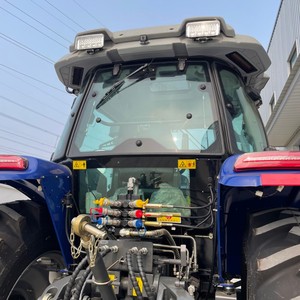 Máy kéo donol180hp có công suất mạnh và lực nâng lớn, thích hợp cho các hoạt động quay và Cày ruộng. - Product Image 3