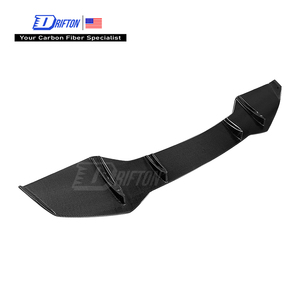 แผ่นคาร์บอนไฟเบอร์ด้านหลังแผ่นกระจายแสงสำหรับรถแลมโบกินี LP610 2014-2019 - Product Image 1