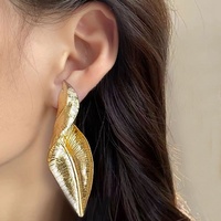 Feuille d'or 925 boucles d'oreilles en argent pour femmes haut de gamme luxe accessible niche exagérée Style froid élégant accessoire de mode