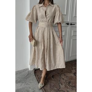 Elegante Vestido Beige Corte A con Mangas Abullonadas Plisadas, Cuello Camisero, Cintura Natural, Tejido Transpirable para Uso Diario - Product Image 4