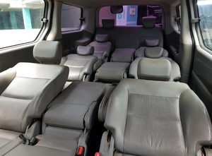 Même lot 2018 pour Grand Starex JU977815 – Fourgonnette utilitaire d'occasion, véhicule de transport de passagers fiable, stock export Corée - Product Image 3