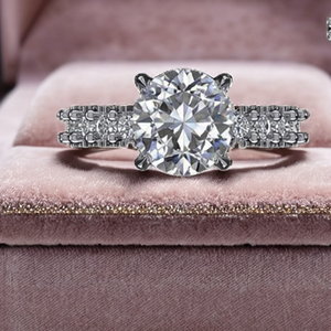 Anillo de Compromiso de Lujo con Diamante de 4 Quilates E VVS2 Cultivado en Laboratorio, Corte Brillante, Oro de 14K Certificado, para Mujer - Product Image 2