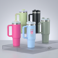 Gobelet de voyage en acier inoxydable à double paroi de haute qualité OEM 40 oz, gobelet isotherme en métal avec poignée