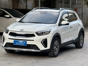<span class=keywords><strong>Stonic</strong></span> Modèle 1.4L Édition Confort Automatique SUV de haute qualité et économique Économique en carburant Configuration pratique - Product Image 1