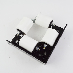 Système de roulettes de guidage d'ascenseur 70x60mm en nylon blanc, dispositif de guidage de chaîne compensatrice universel pour applications industrielles - Product Image 1