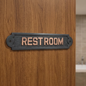 Plaque de porte en bois artisanale avec un design décoratif pour l'entrée de la maison - Product Image 6