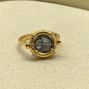 Anillo de Plata de Ley S925 con Baño de Oro de 18k, Diseño Retro de Lujo con Monedas de León Giratorias y Acabado Cepillado - Product Image 6