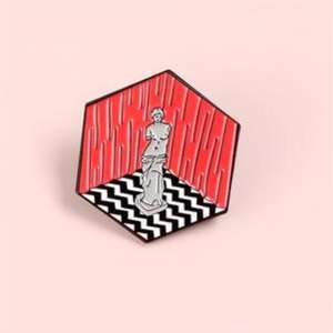Lynch estilo Venus De <span class=keywords><strong>Milo</strong></span> esmalte Pin Twin Peaks 3D 2D estatuario Punk insignia TV joyería Metal pines insignias regalo para amigos - Product Image 6