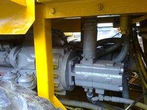 Rouleau compresseur vibrant à impact Dynapac CA251D d'occasion d'origine de marque avec noyau de pompe à moteur - Product Image 5