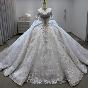 Robe de mariée élégante Lsjj146 en ivoire, style princesse, avec corsage orné de cristaux, appliques en dentelle, grand nœud et longue traîne Jancember - Product Image 1