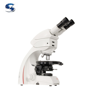 Le microscope polarisant industriel Leica DM750 P est entièrement adapté à l'observation en géologie, en éducation et en matériaux. - Product Image 2
