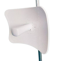 CPE Exterior de 5.8G de Alta Potencia y 300Mbps con Alcance de 10KM, Impermeable, con POE Pasivo para Vigilancia CCTV