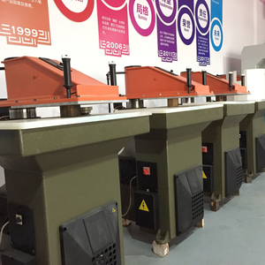 Máquina de Corte de Brazo Oscilante Atom 922 Usada de Italia, 22T Hidráulica, Máquina de Prensa Atom de <span class=keywords><strong>Segunda</strong></span> <span class=keywords><strong>Mano</strong></span> - Product Image 4