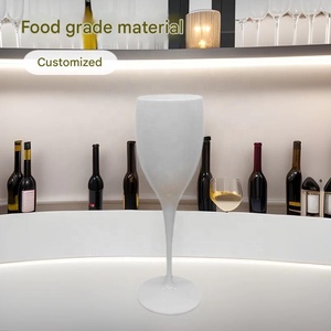 <span class=keywords><strong>Flûte</strong></span> à <span class=keywords><strong>champagne</strong></span> incassable personnalisable en plastique de <span class=keywords><strong>couleur</strong></span> au choix - Product Image 1