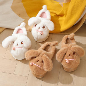 Chaussons d'intérieur mignons pour femmes, en forme d'animaux, chauds et doux, en peluche, fantaisie, motif lapin de dessin animé - Product Image 1