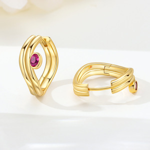 Pendientes de aro de oro de doble línea para mujer; recomendaciones de pendientes: accesorios sencillos y elegantes - Product Image 4