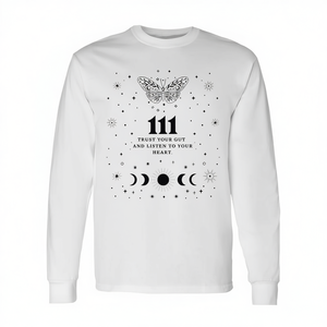 T-shirt à manches longues Angel Number 111, design papillon et phases de lune, vêtements inspirés de la spiritualité - Product Image 2