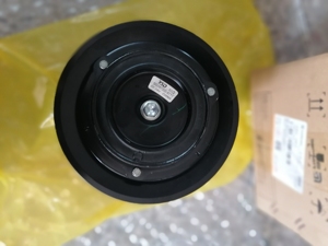 อะไหล่เครื่องจักรอุตสาหกรรมยี่ห้อ LGMC รุ่น 46C0752 คอมเพรสเซอร์ Denso สำหรับชุดอะไหล่เครื่องจักรก่อสร้างครบชุด - Product Image 2