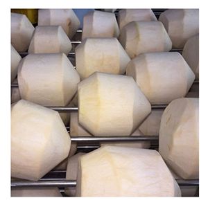 Pulpa de Coco Siam Fresca con Corte Diamante, Envuelta en Espuma y Film Termoencogible |   Coco Joven Premium Listo para Beber para Exportación - Product Image 1