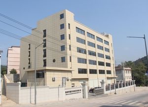 Flores artificiales rosas flor rosa roja con ramo de tallo largo para la decoración del jardín de la boda del hogar - Product Image 6