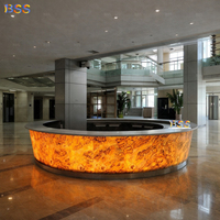 Bar rond LED pour hôtel, club, lounge, comptoir en pierre d'agate illuminé sur mesure, bar commercial en onyx, comptoir de bar circulaire en marbre