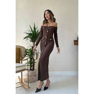 Robe fourreau élégante marron tricotée à épaules dénudées et manches longues, taille naturelle, en Spandex et Polyester, pour la mère de la mariée - Product Image 5