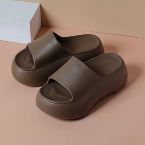 Sandales noires à enfiler pour femmes avec talon compensé pour les loisirs, couleur unie, style une bride, BY-1505BSK - Product Image 4