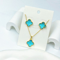Nouvelle collection de bijoux Clover en cuivre plaqué or 14 carats, ensemble collier et boucles d'oreilles classiques à motif de fleur porte-bonheur pour mariage et soirée