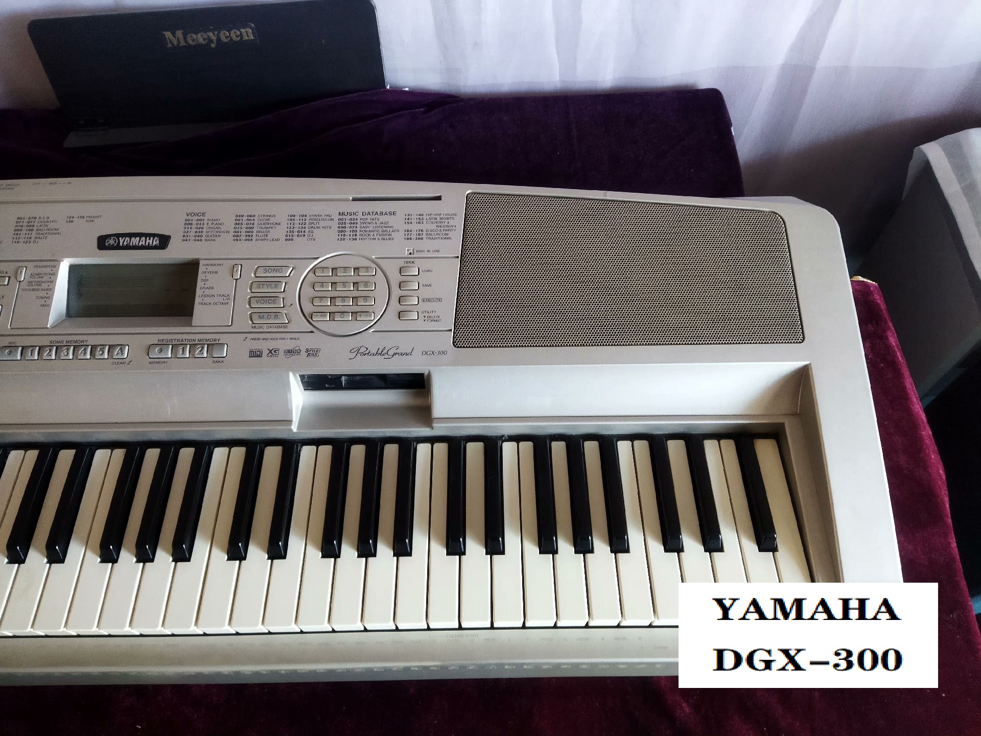【美品】YAMAHA 電子ピアノ Portable Grand DGX-300 hq720.jpg?sqp=-