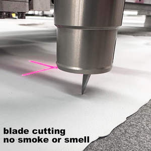 Máquina de Corte CNC Automática para Calzado, Bolsos y Cinturones de Cuero Genuino con Tecnología de Cuchilla Oscilante - Product Image 3