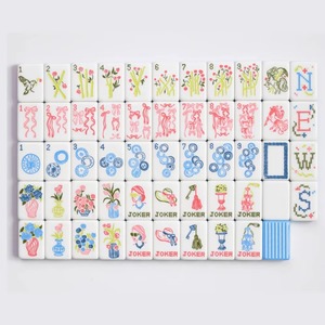 Fichas de Mahjong Americanas de Acrílico de Lujo de 3 Capas, 160 Piezas, Grabado Personalizado - Product Image 1