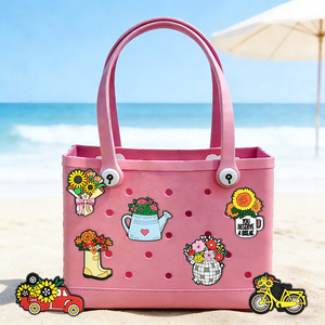 Breloques 3-5 cm, Bouquet Saint-Valentin, Ornement pour <span class=keywords><strong>sac</strong></span> <span class=keywords><strong>de</strong></span> plage en EVA, Boucle décorative, <span class=keywords><strong>Accessoire</strong></span> <span class=keywords><strong>de</strong></span> <span class=keywords><strong>sac</strong></span> perforé détachable et tendance pour DIY - Product Image 2