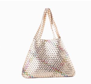 Sac tressé en cuir végétalien très tendance pour femme – Sac à main hobo, sac fourre-tout à poignée supérieure, sac à bandoulière, sac sous le bras - Product Image 3