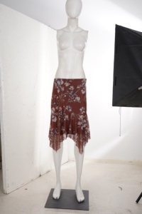 Nouvelle jupe mi-longue asymétrique en maille à imprimé floral marron pour femme 2026, taille haute, ourlet à volants, style bohème chic et fluide pour l'été - Product Image 6