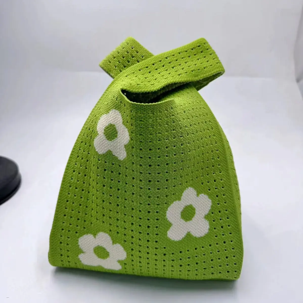 Wholesale Custom Logo Knitted Handbag Hollowed Outdoor Small Flower Knitted Plaid Tote Bag