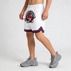 Shorts de basketball personnalisés <span class=keywords><strong>pour</strong></span> hommes en mesh, avec bordure à ruban rayé, appliqué, taille élastique, poche arrière, respirant, séchage rapide, style rétro streetwear - Product Image 2