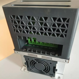 Nuevo Variador de Velocidad Original Schneider ATV340D11N4E Altivar Machine ATV340 11kW de Alta Resistencia 400V Trifásico Ethernet - Product Image 4
