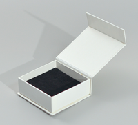 Haute qualité personnalisé recyclable petite taille pliable carton ondulé papier Kraft emballage en boîte feuille gaufrage impression manipulation