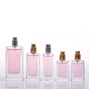 Flacon de parfum carré cube personnalisé de 30 ml, 50 ml, 100 ml, flacons de parfum en verre transparent avec bouchon en bois - Product Image 3