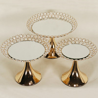 Décorations de table pour centre de table, vases trompettes dorés avec perles de cristal, vase trompette en métal haut avec perles de cristal